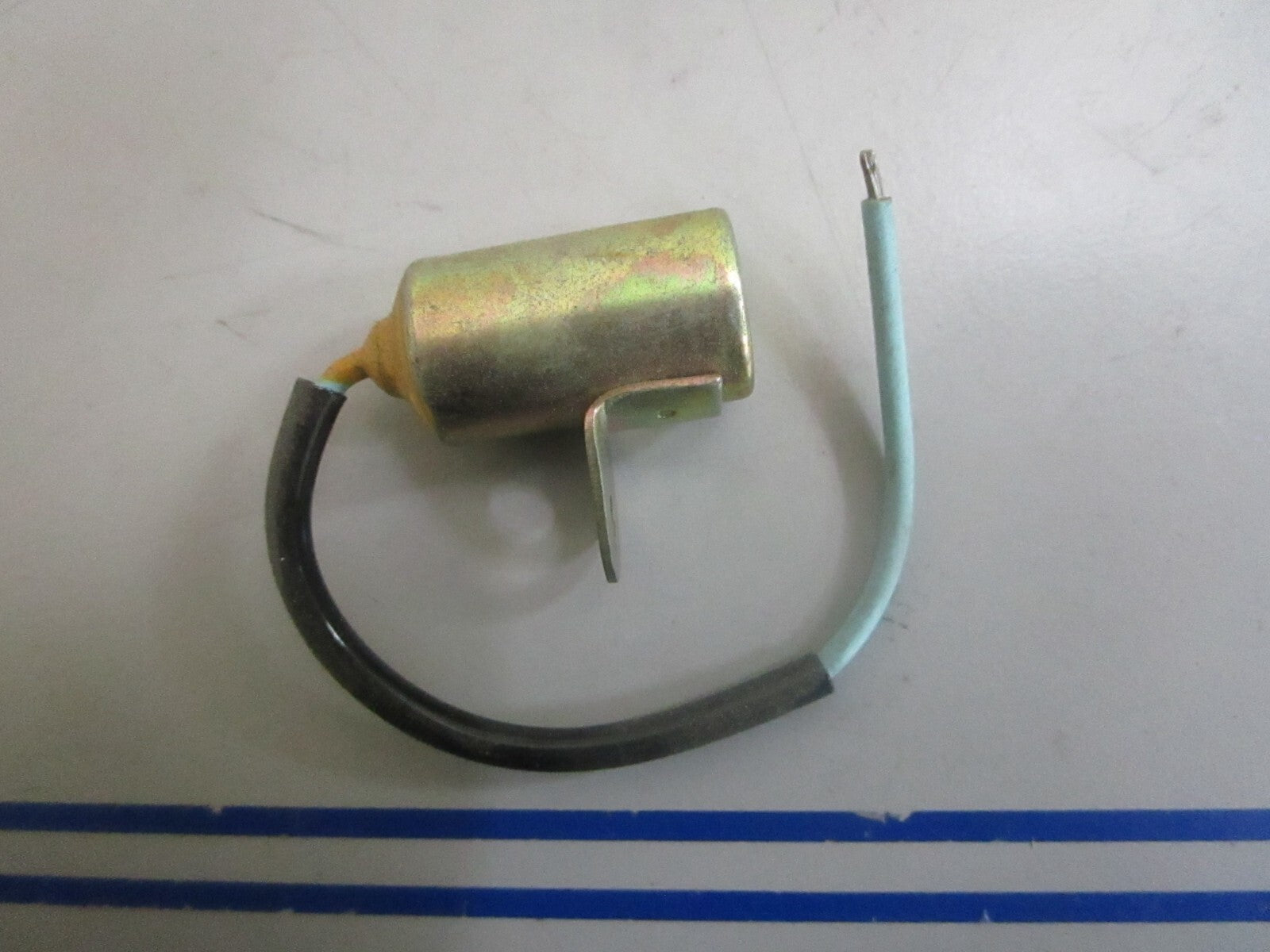 *NEW OEM* 0810 OMC Johnson Evinrude Condenser 115554 0115554