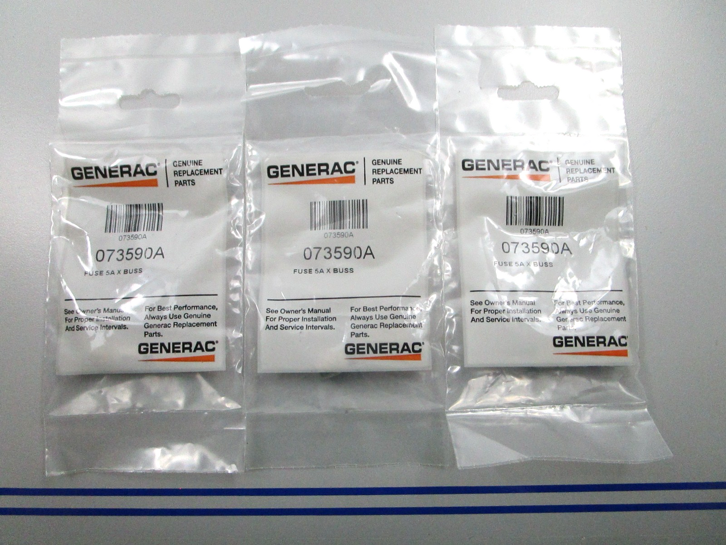 *NEW OEM* (LOT OF 3) 0810 Generac 5A Buss Fuse 073590A