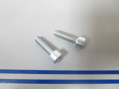 *NEW OEM* (LOT OF 2) 0810 Volvo Penta Screw 855605