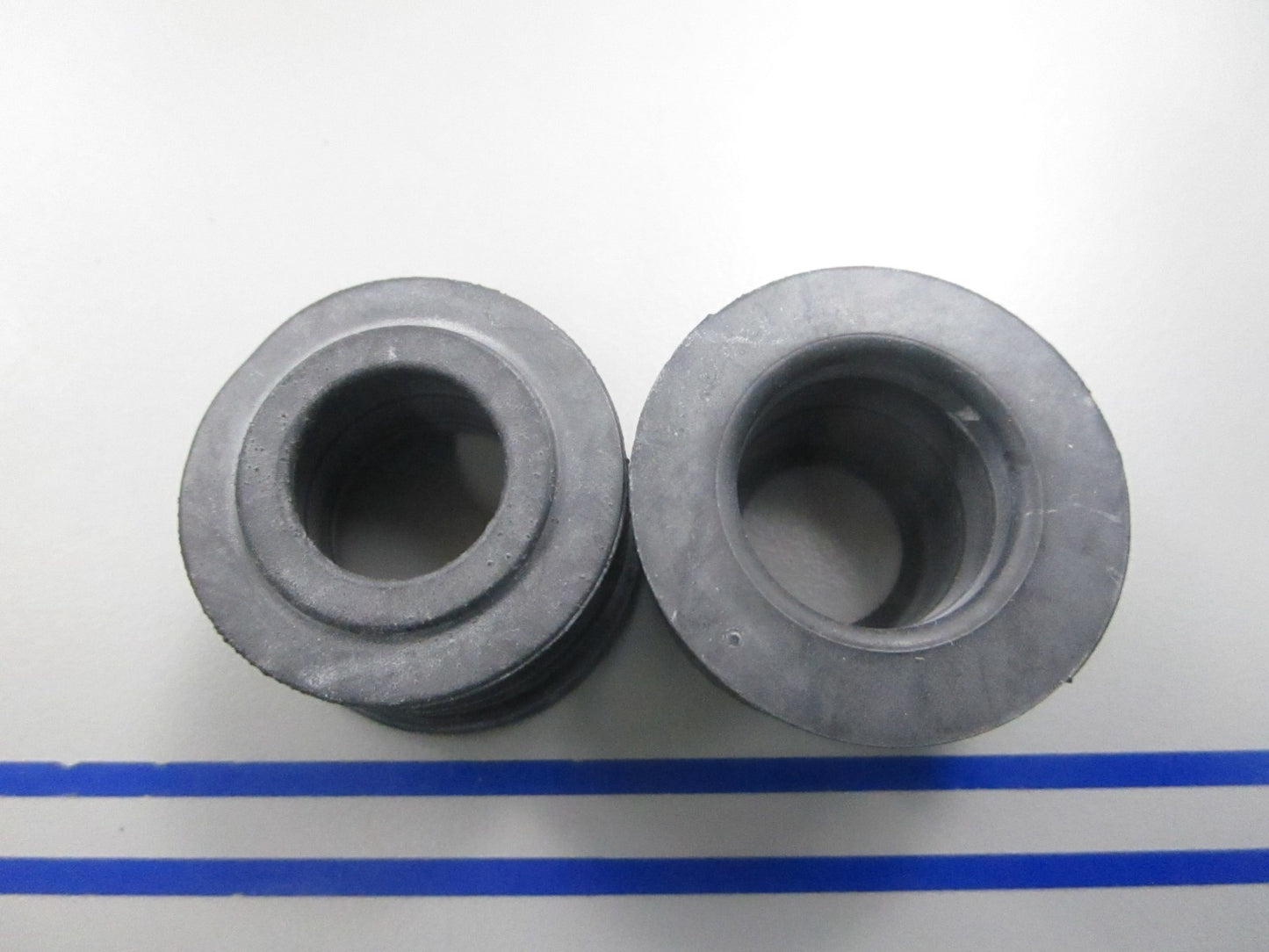 NEW OEM (LOT OF 2) 8M0001457 Mercury Quicksilver Seal 0810