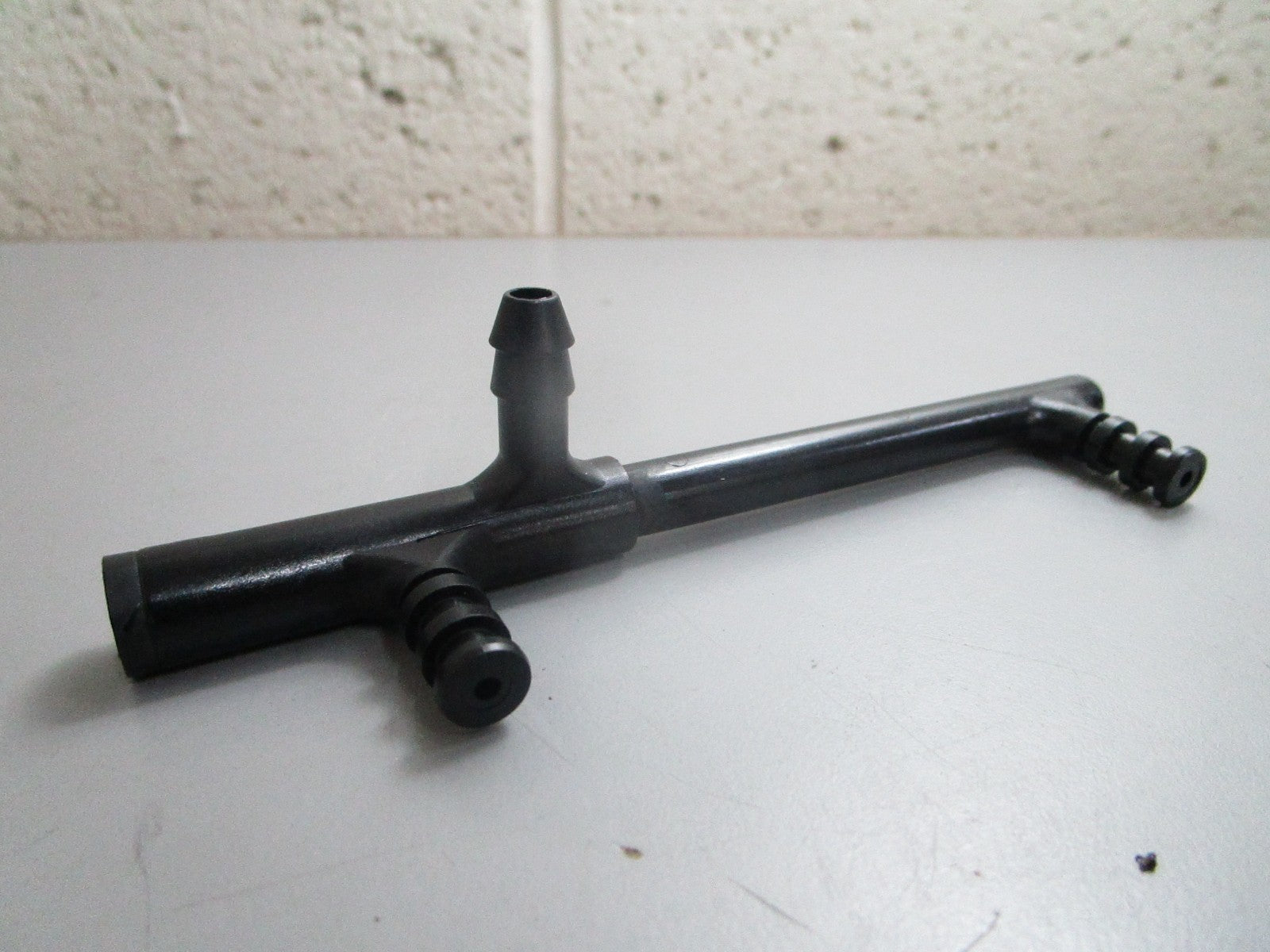 *NEW OEM* 0820 OMC Johnson Evinrude Fuel Manifold Assy 436211 0436211