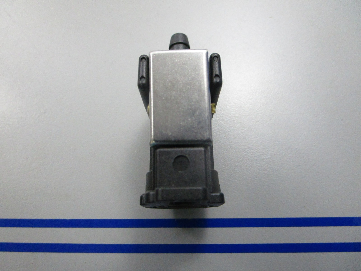 NEW 18-80413 Replaces: Yamaha 6G1-24305-04-00 Sierra Fuel Connector 0810