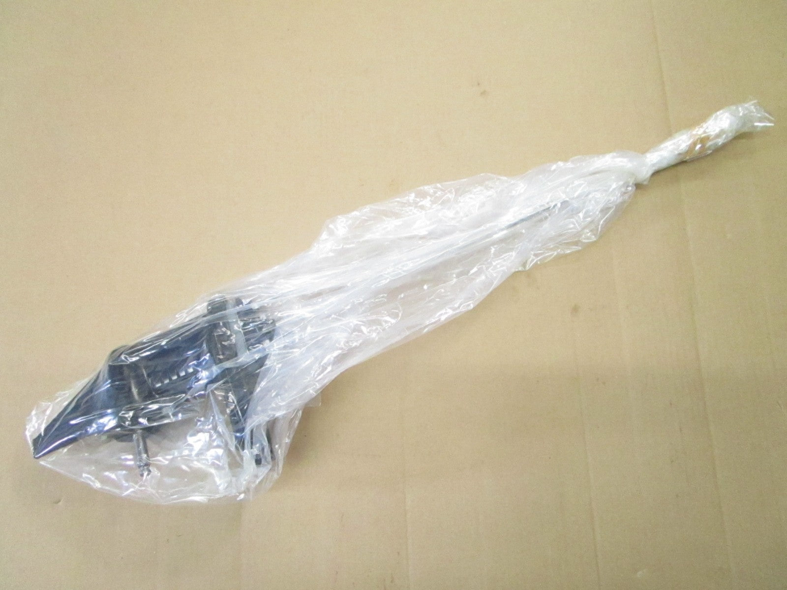 NEW OEM 1668-898103T74 Mercury Quicksilver Complete Gearcase Long Shaft 0820