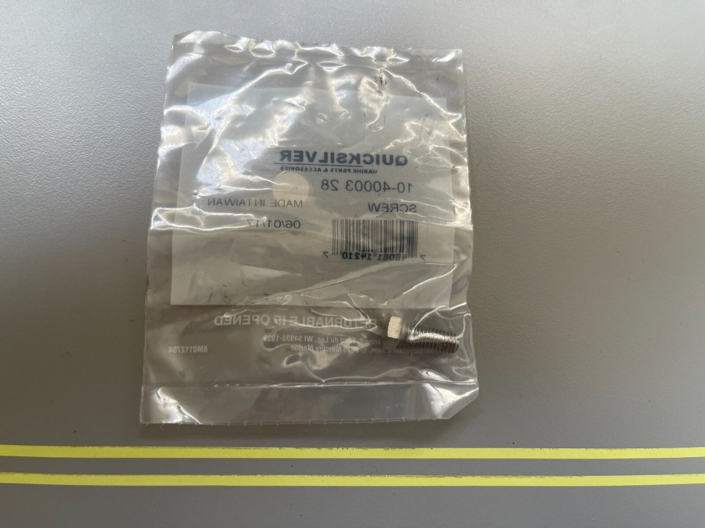 *NEW OEM* 0810 Mercury Quicksilver Screw 10-4000328