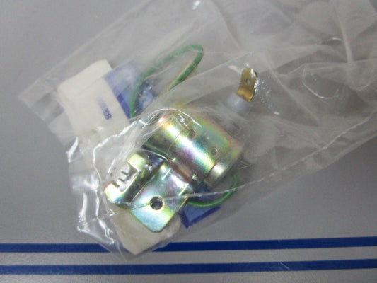 *NEW OEM* 0810 Volvo Penta Capacitor 241710