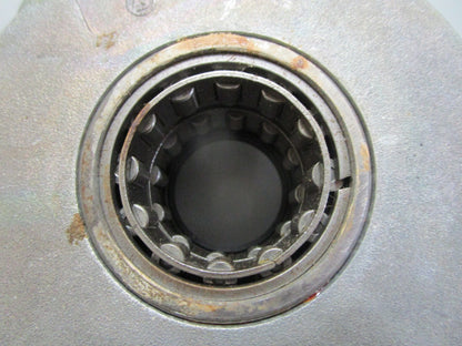 *NEW OEM* 0820 OMC Johnson Evinrude Bearing Housing 379477 379477