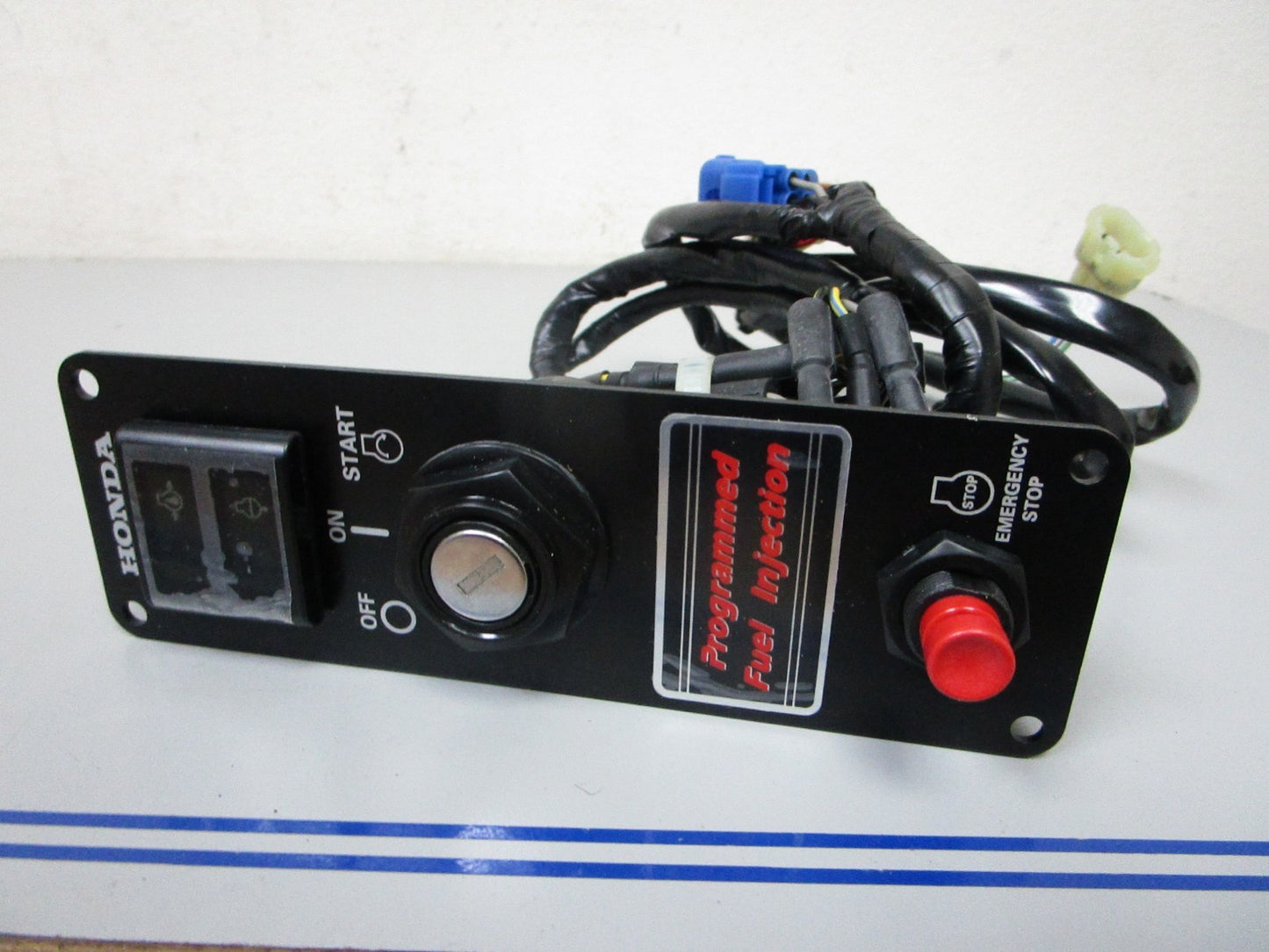 NEW OEM 32340-ZW1-V02 Honda 75 90 Hp 1997- 2002 Control Panel 0720