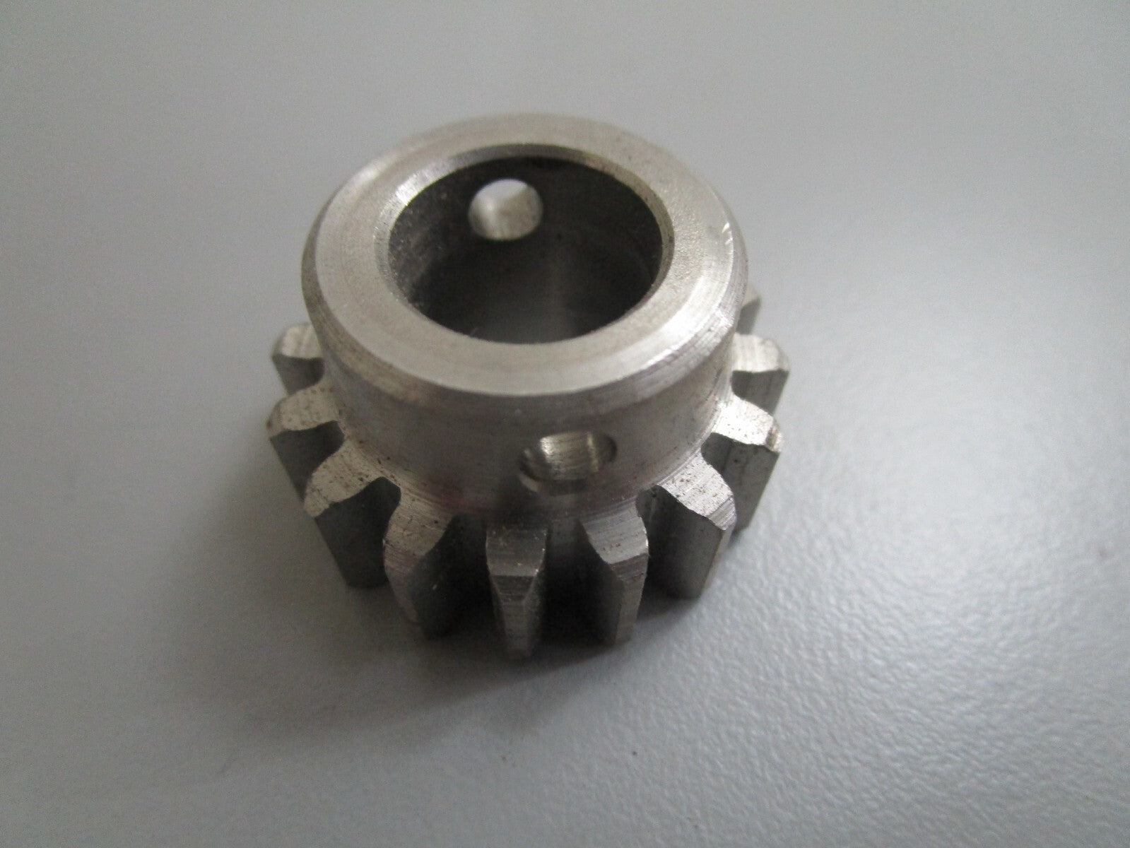 *NEW OEM* 0810 OMC Johnson Evinrude Worm Gear 308441 0308441