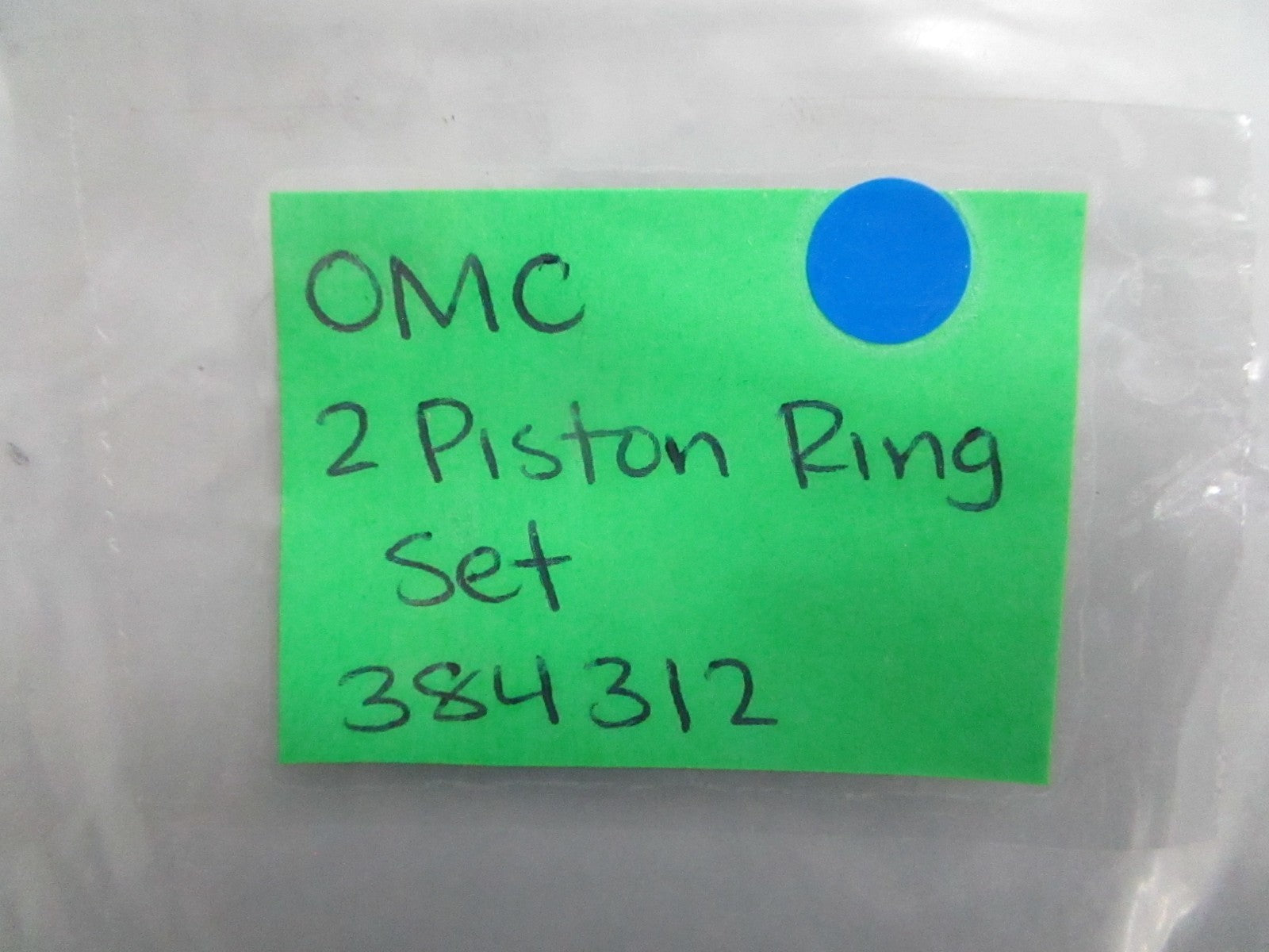 *NEW OEM* 0820 OMC Johnson Evinrude 2 Piston Ring Set 384312 0384312