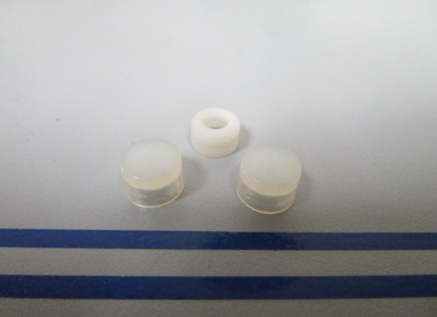 *NEW OEM* (LOT OF 3) 0810 Volvo Penta Bushing 328635