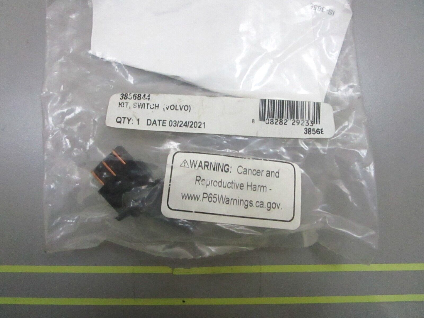 *NEW OEM* 0810 Volvo Penta Switch & Actuator Assembly 3856844
