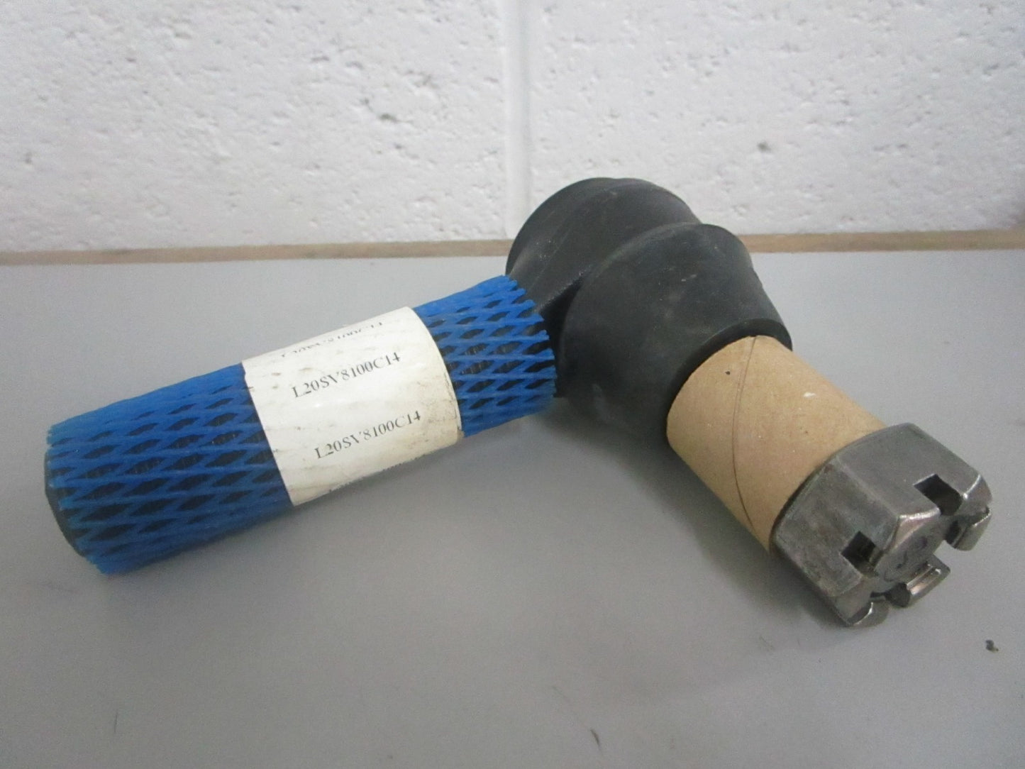 *NEW OEM* 0820 TRW Tie Rod End L20SV8100C14