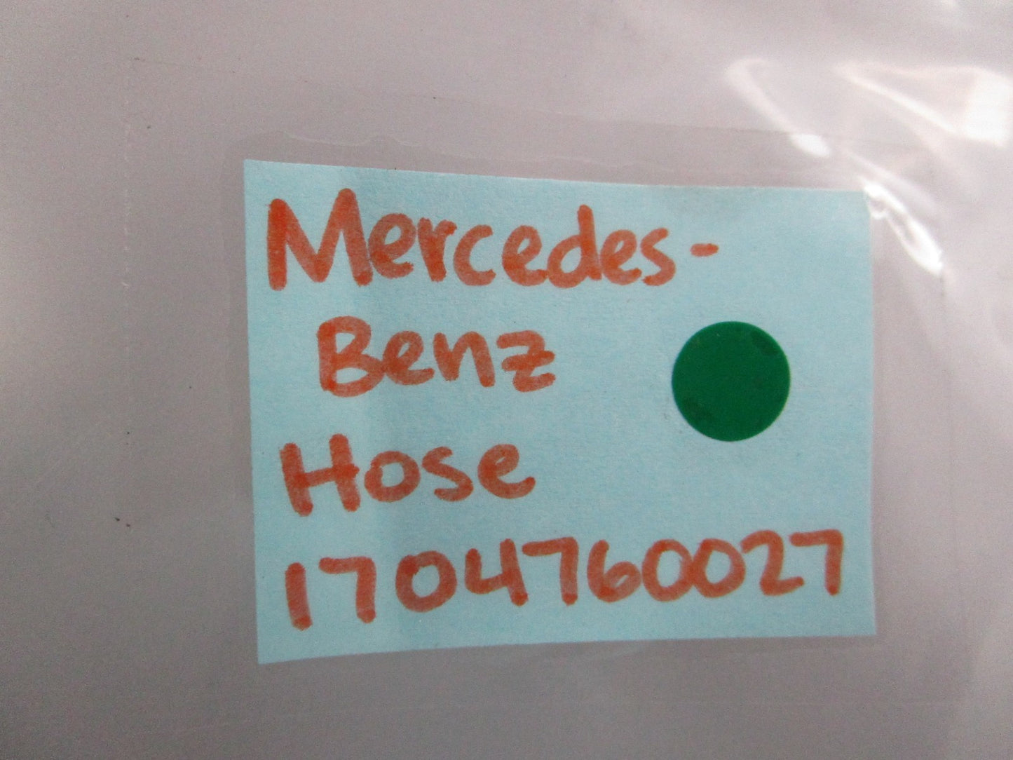 NEW OEM 1704760027  Mercedes-Benz Hose 0810
