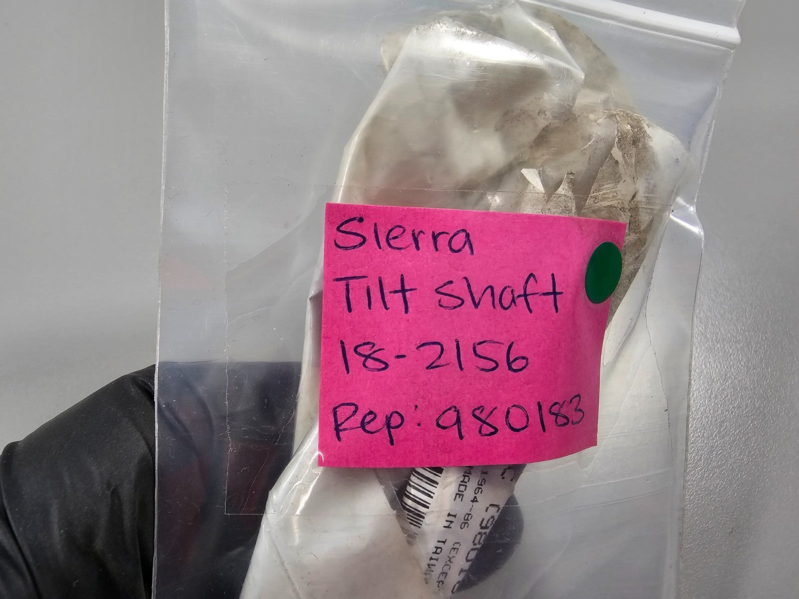 NEW 18-2156 Replaces: 980183 Sierra Tilt Shaft 0810