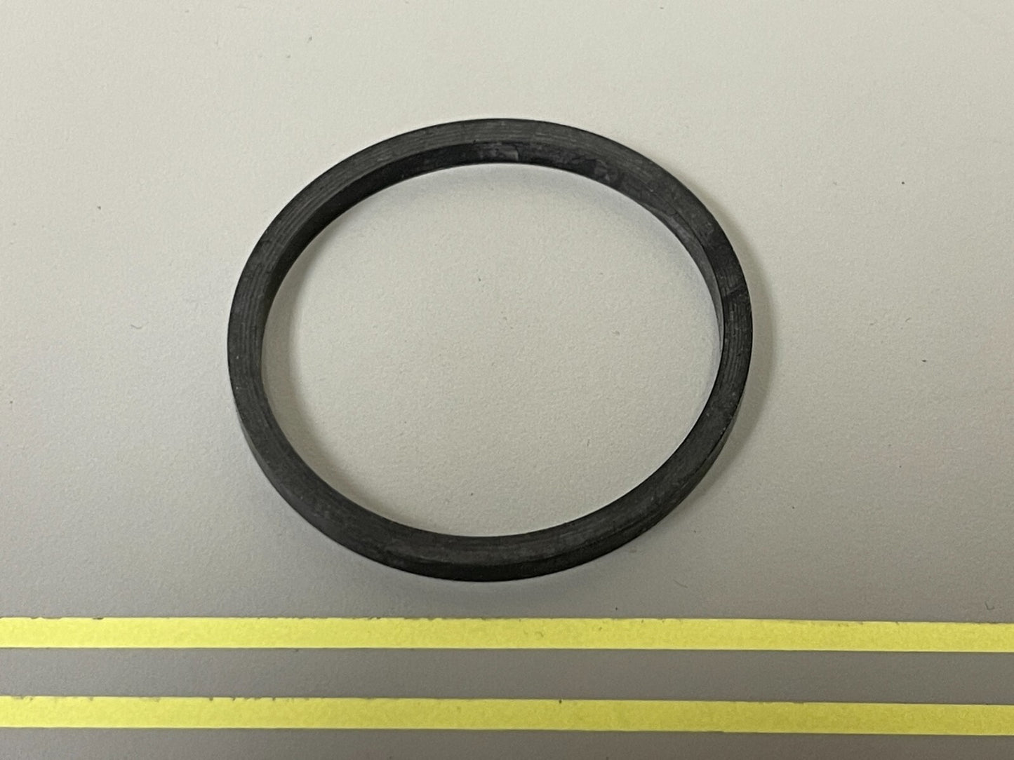 *NEW OEM* 0810 OMC Johnson Evinrude Sealing Ring 831892 0831892
