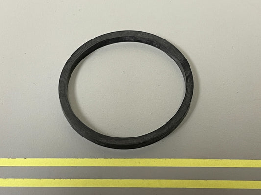 *NEW OEM* 0810 OMC Johnson Evinrude Sealing Ring 831892 0831892