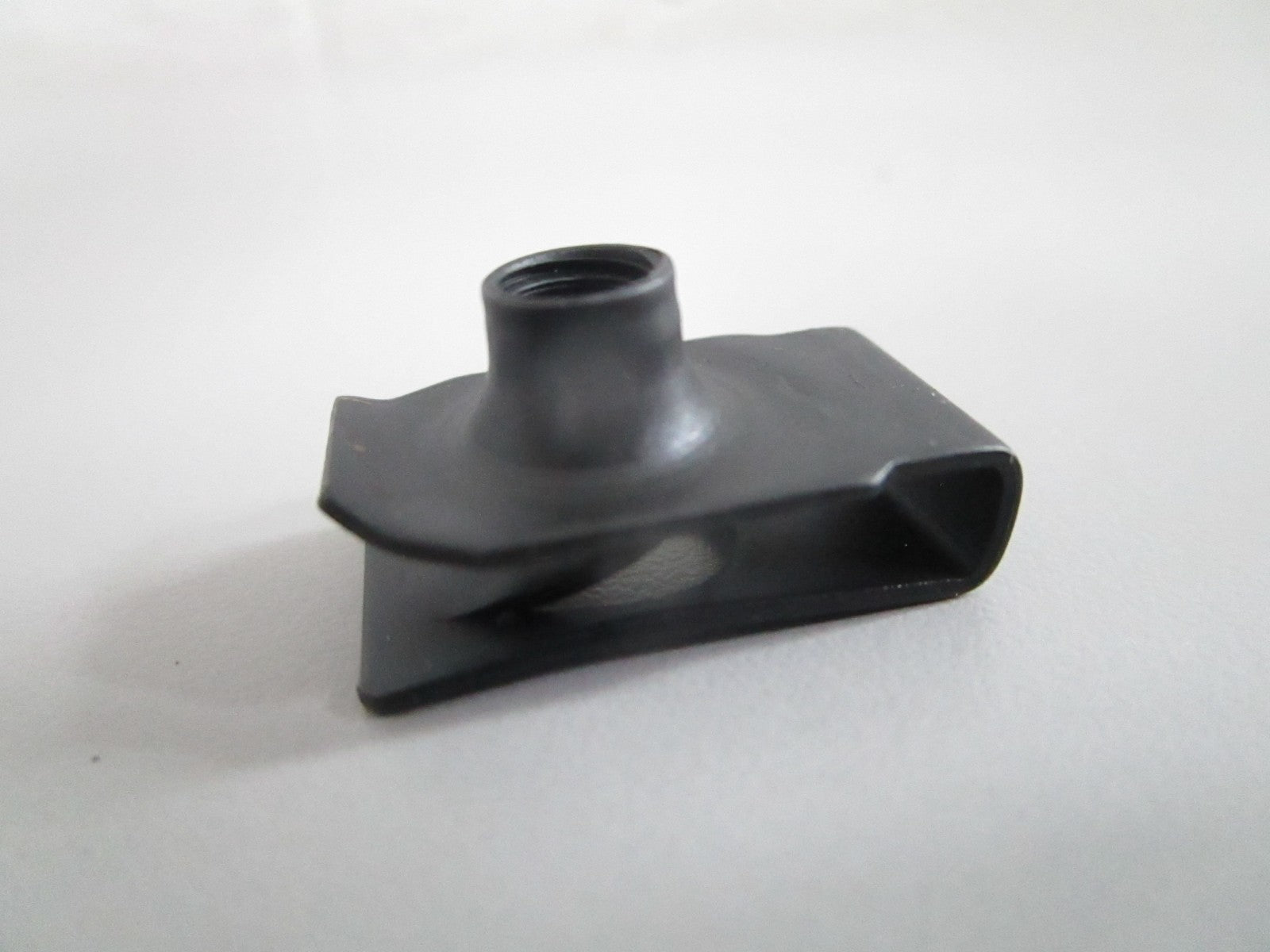 NEW OEM (LOT OF 10) M84972 John Deere Panel Nut 0820