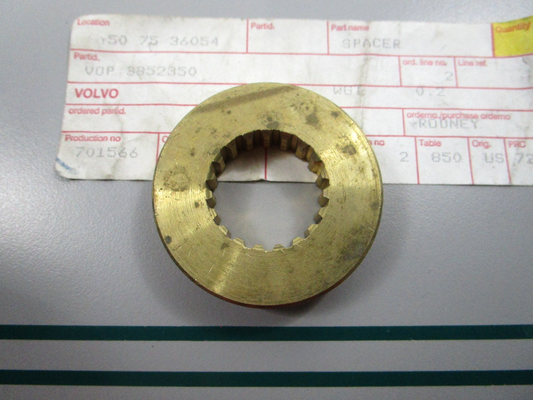 NEW OEM 3852350 Volvo Penta Spacer 0810