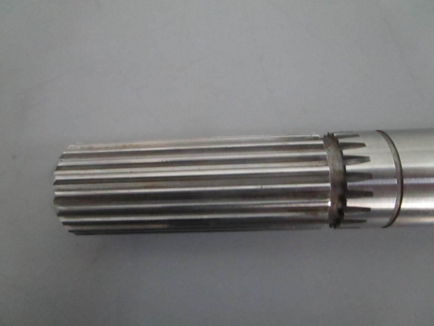 *NEW OEM* 0820 OMC Johnson Evinrude Drive Shaft 310211 0310211 182249