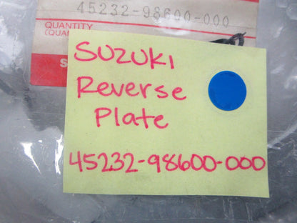 *NEW OEM* 0810 Suzuki Reverse Plate 45232-98600-000