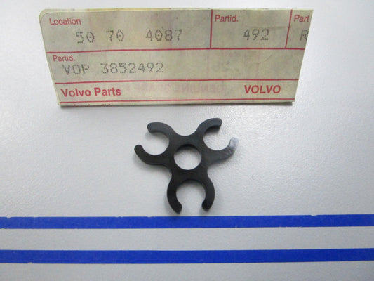 NEW OEM 3852492 Volvo Penta Retainer 0810
