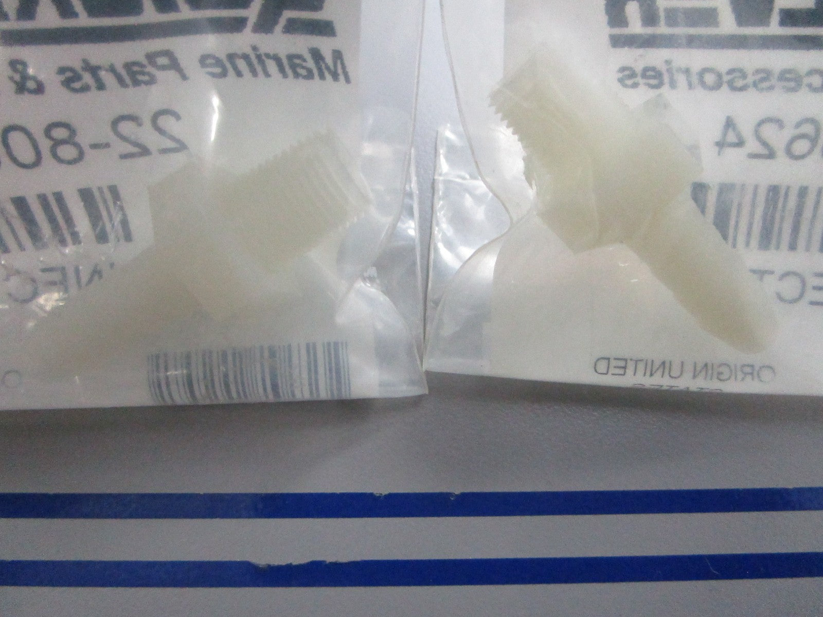 *NEW OEM* (LOT OF 2) 0810 Mercury Quicksilver Connector 22-808624