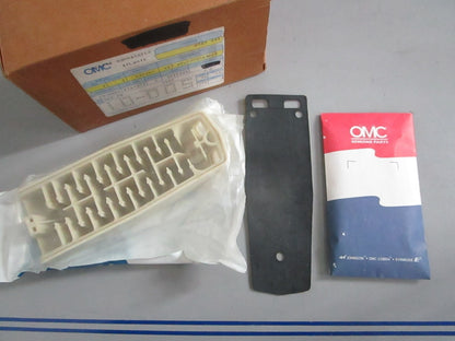 NEW OEM 437245 0437245 OMC Johnson Evinrude Cover & Gasket Kit Assy 0820