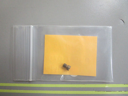 *NEW OEM* 0810 OMC Johnson Evinrude .020 Orifice 324005 0324005