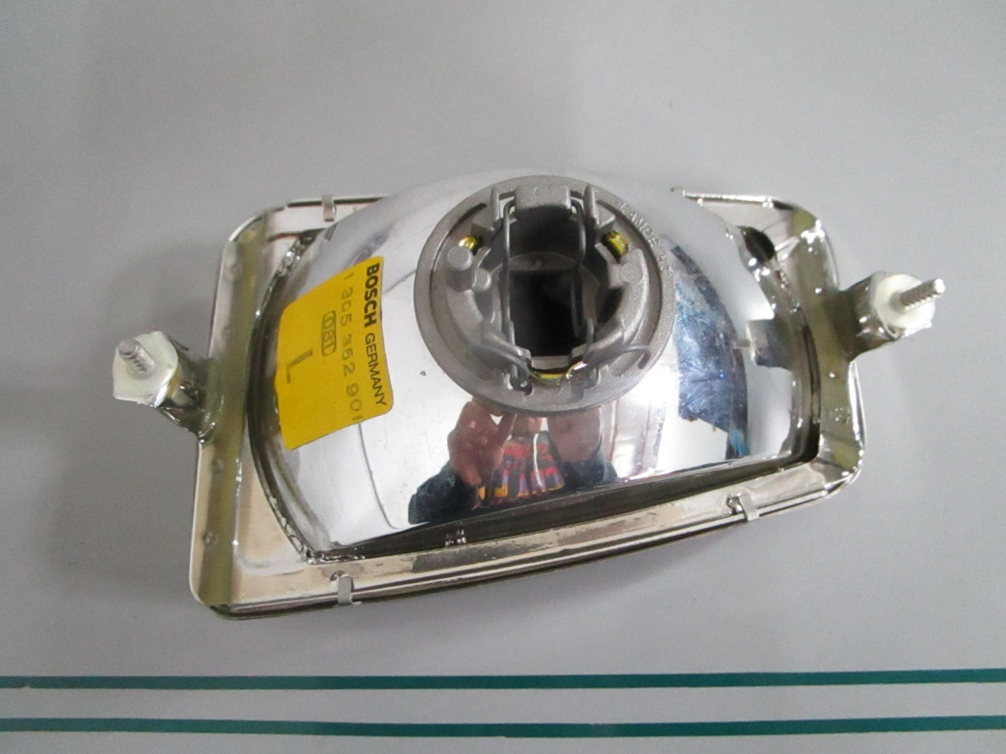 NEW OEM 0008265099 1305352901 Mercedes-Benz Bosch Left Fog Light Lamp 0820