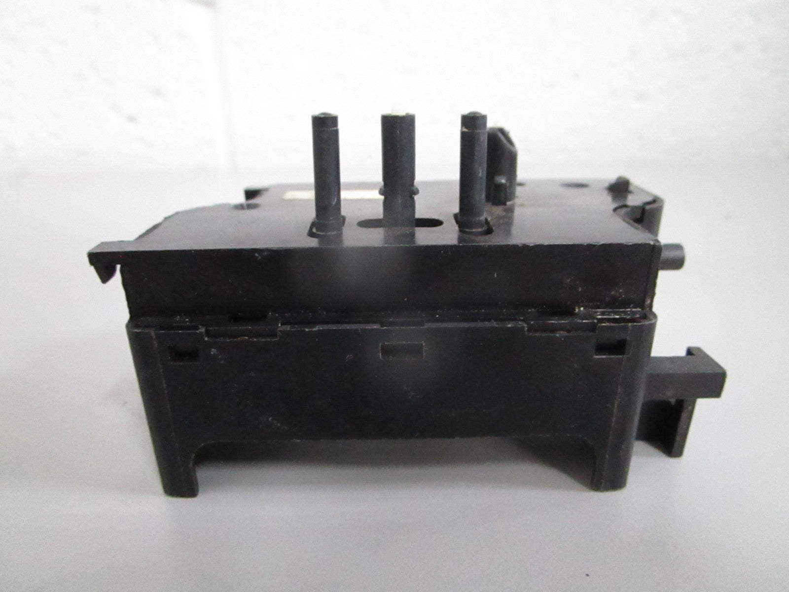 NEW OEM 0028205910 Mercedes-Benz Seat Adjustment Switch 0820