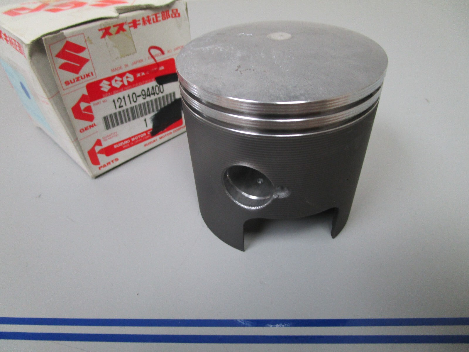 *NEW OEM* 0720 Suzuki Piston 12110-94400