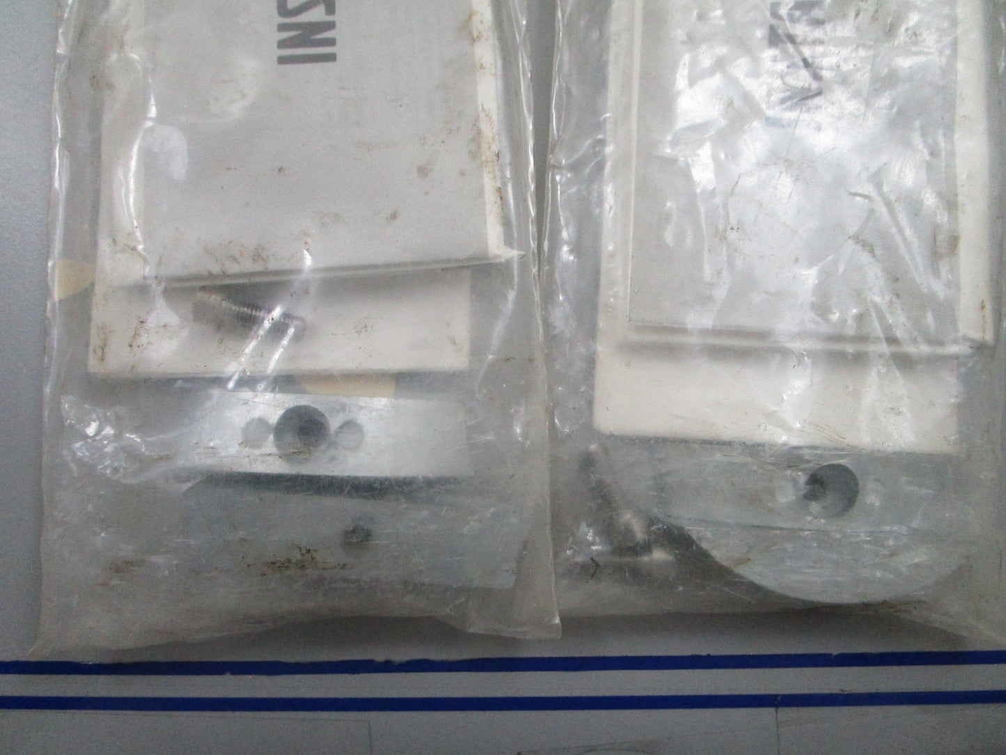 *NEW OEM* (LOT OF 2) 0810 Volvo Penta Zinc Anode Kit 852018