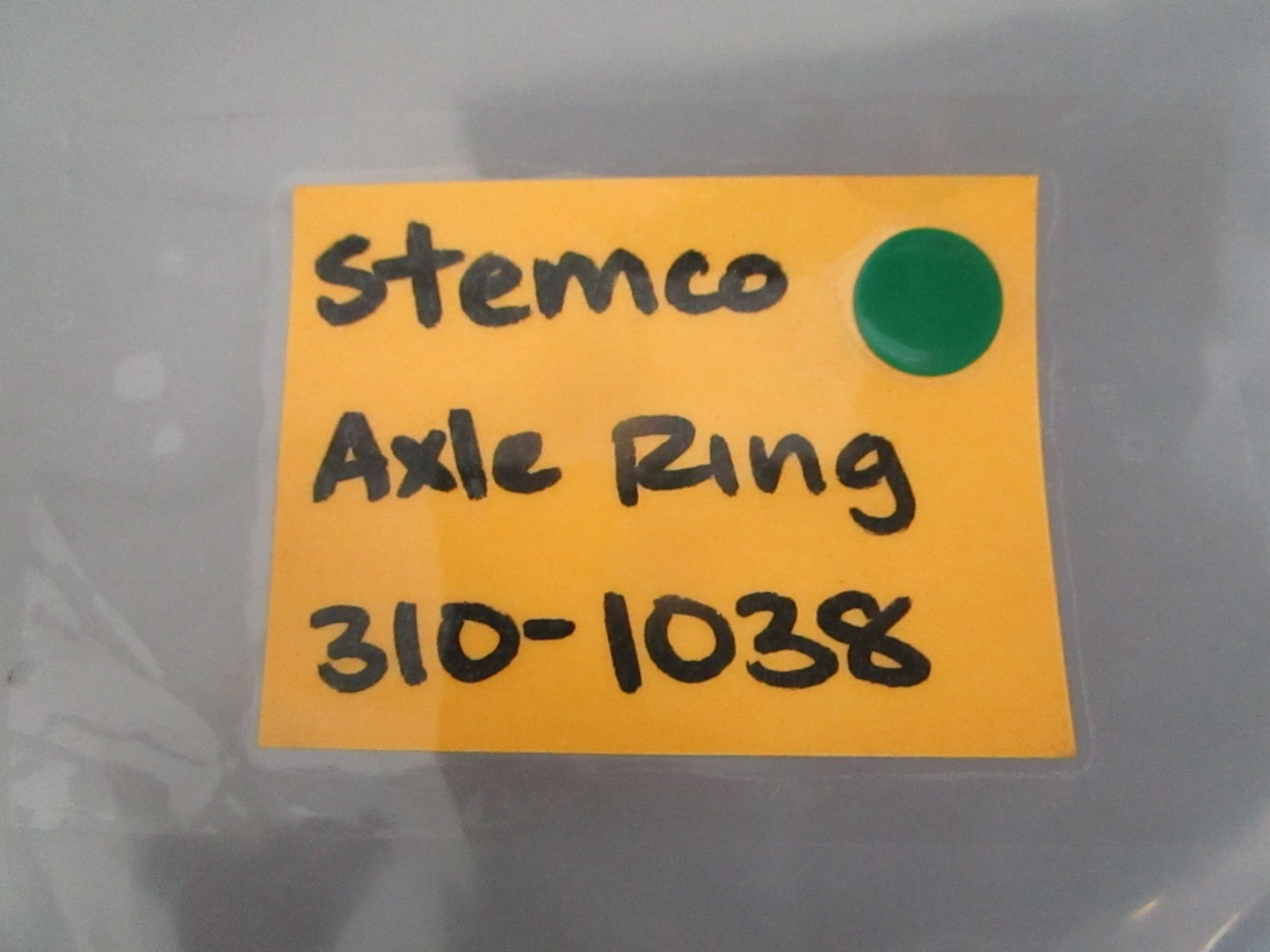 NEW OEM 310-1038 Stemco Axle Ring 0820
