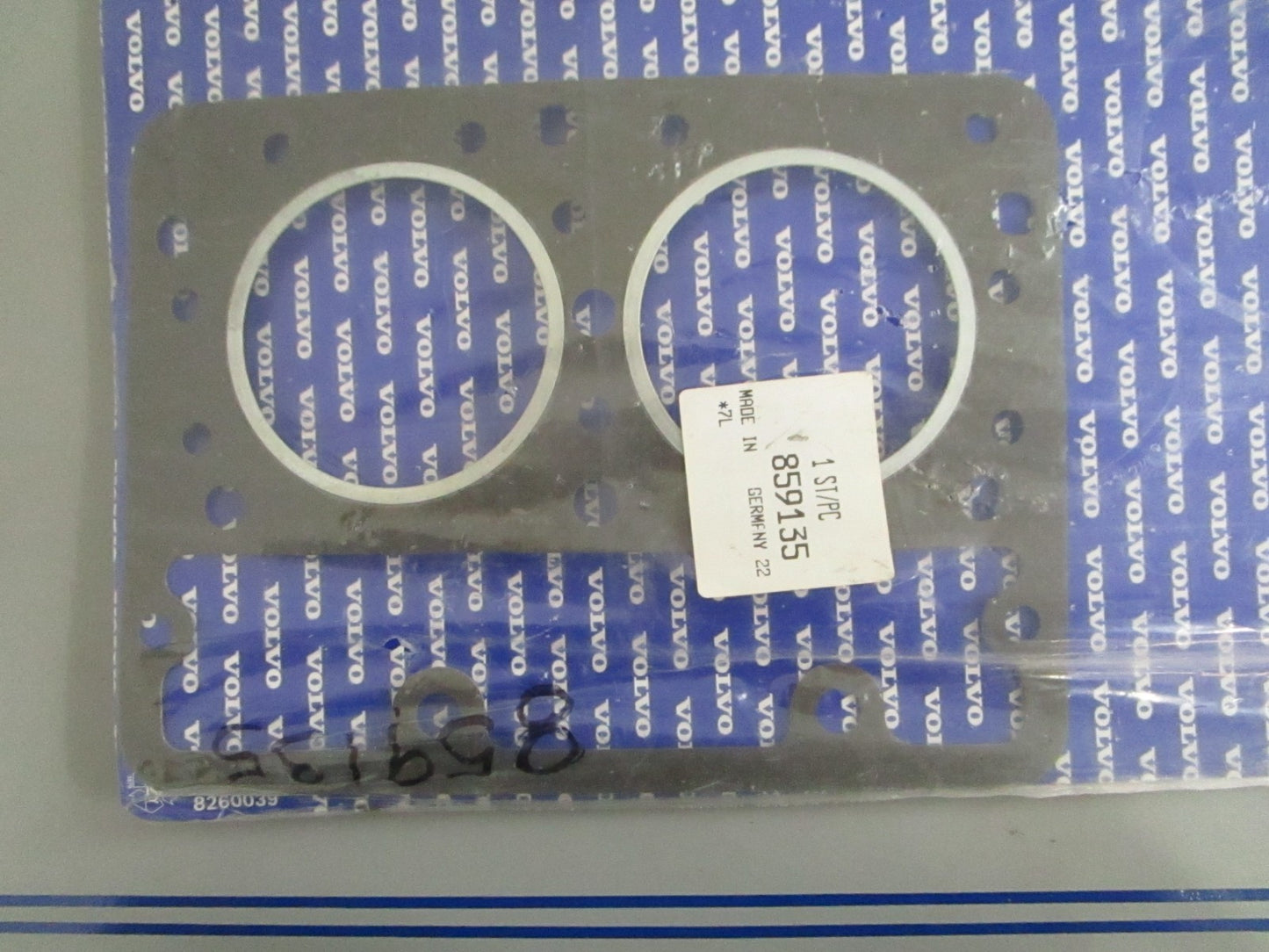 *NEW OEM* 0820 Volvo Penta Gasket 859135