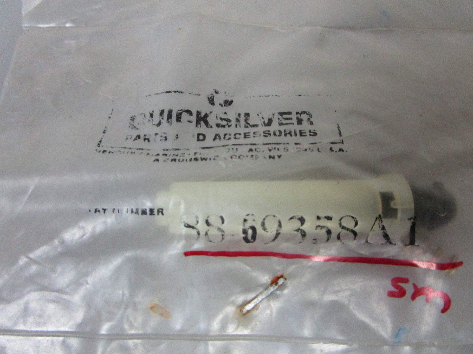 *NEW OEM* 0810 Mercury Quicksilver Fuse Holder Assembly 88-69358A1