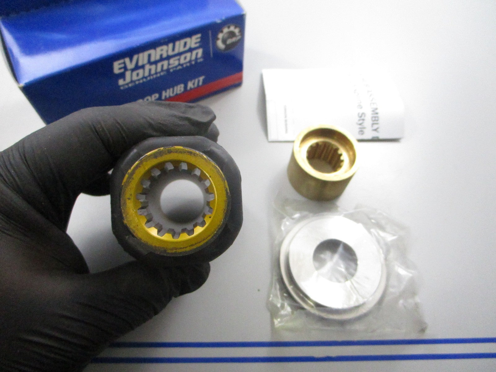 *NEW OEM* 0810 OMC Johnson Evinrude Aluminum Bushing Kit 765190 0765190