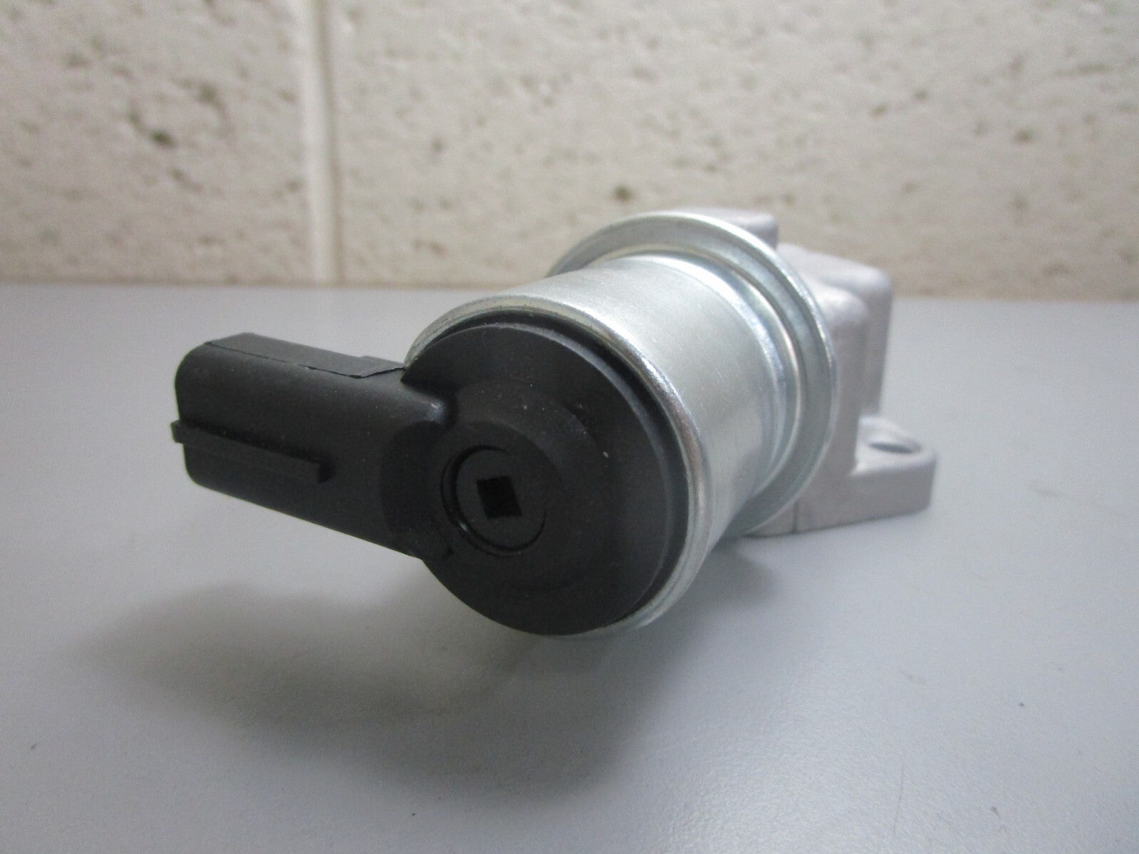 *NEW* 0820 Marine IAC Valve 10006098 Replaces: 862998