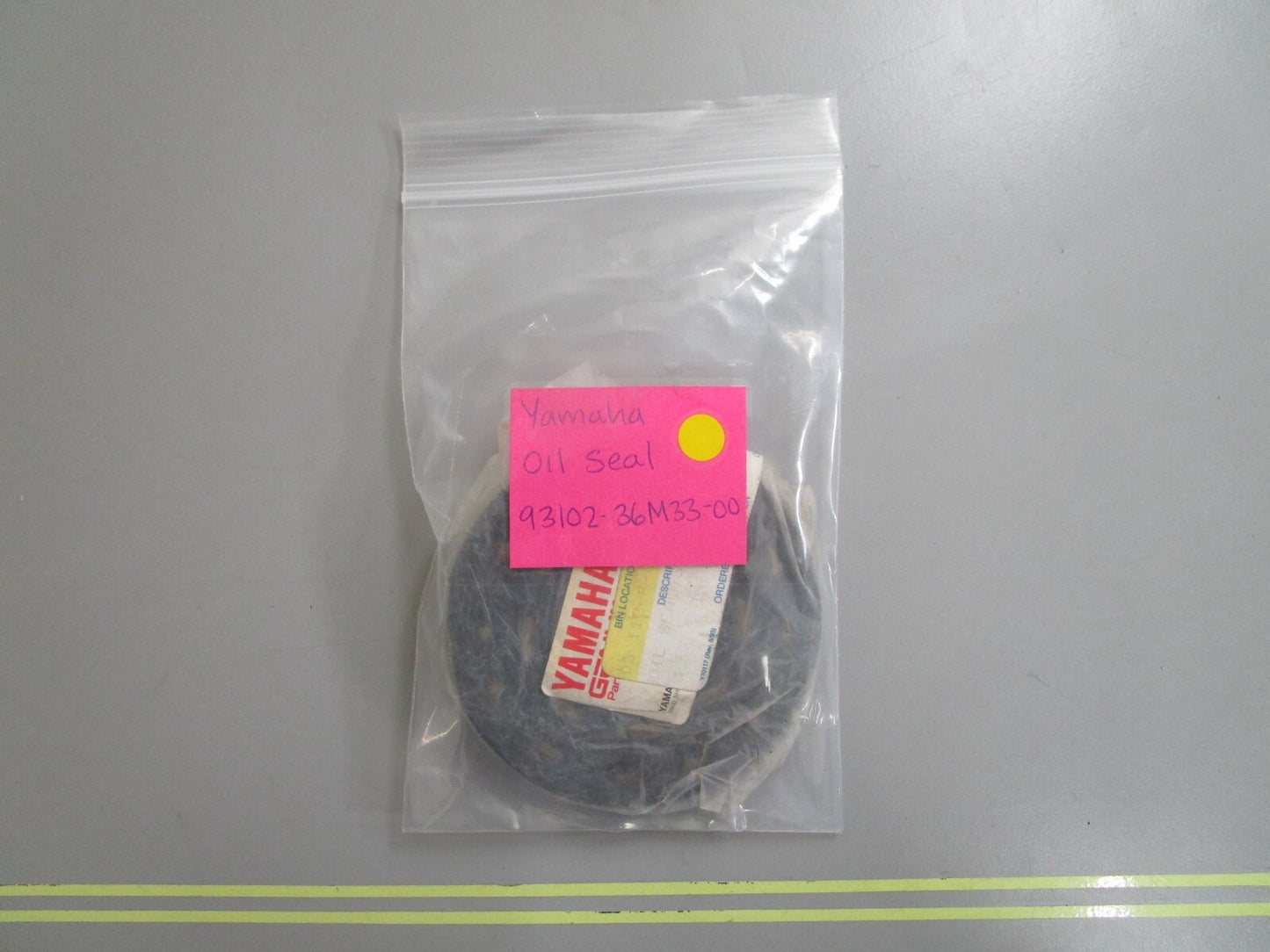 *NEW OEM* 0810 Yamaha Oil Seal 93102-36M33-00