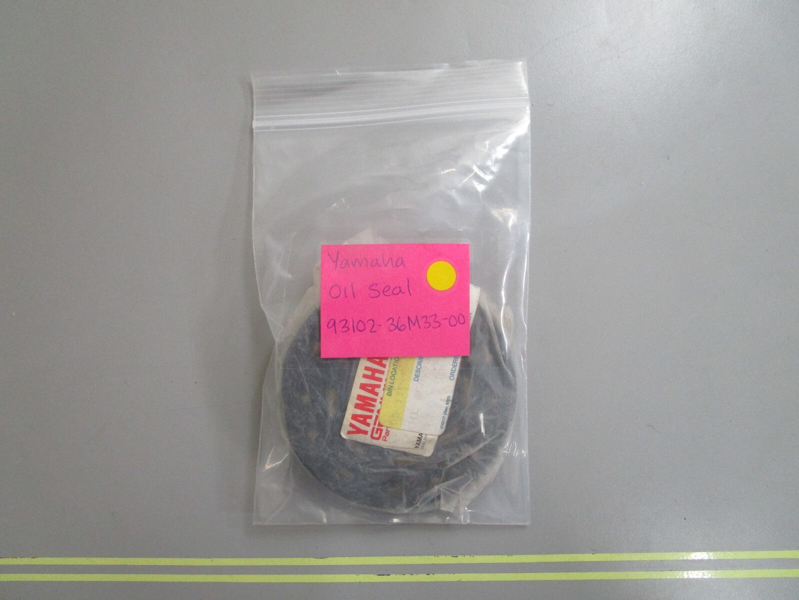 *NEW OEM* 0810 Yamaha Oil Seal 93102-36M33-00