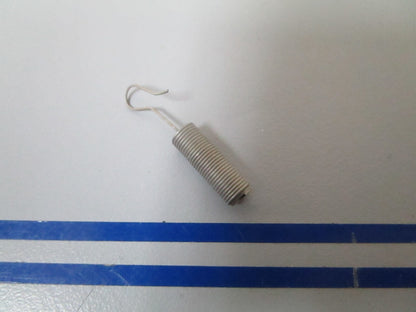 *NEW OEM* 0810 OMC Johnson Evinrude Spring 312940 0312940