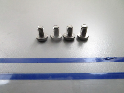 *NEW OEM* (LOT OF 4) 0810 OMC Johnson Evinrude Screw 323772 0323772