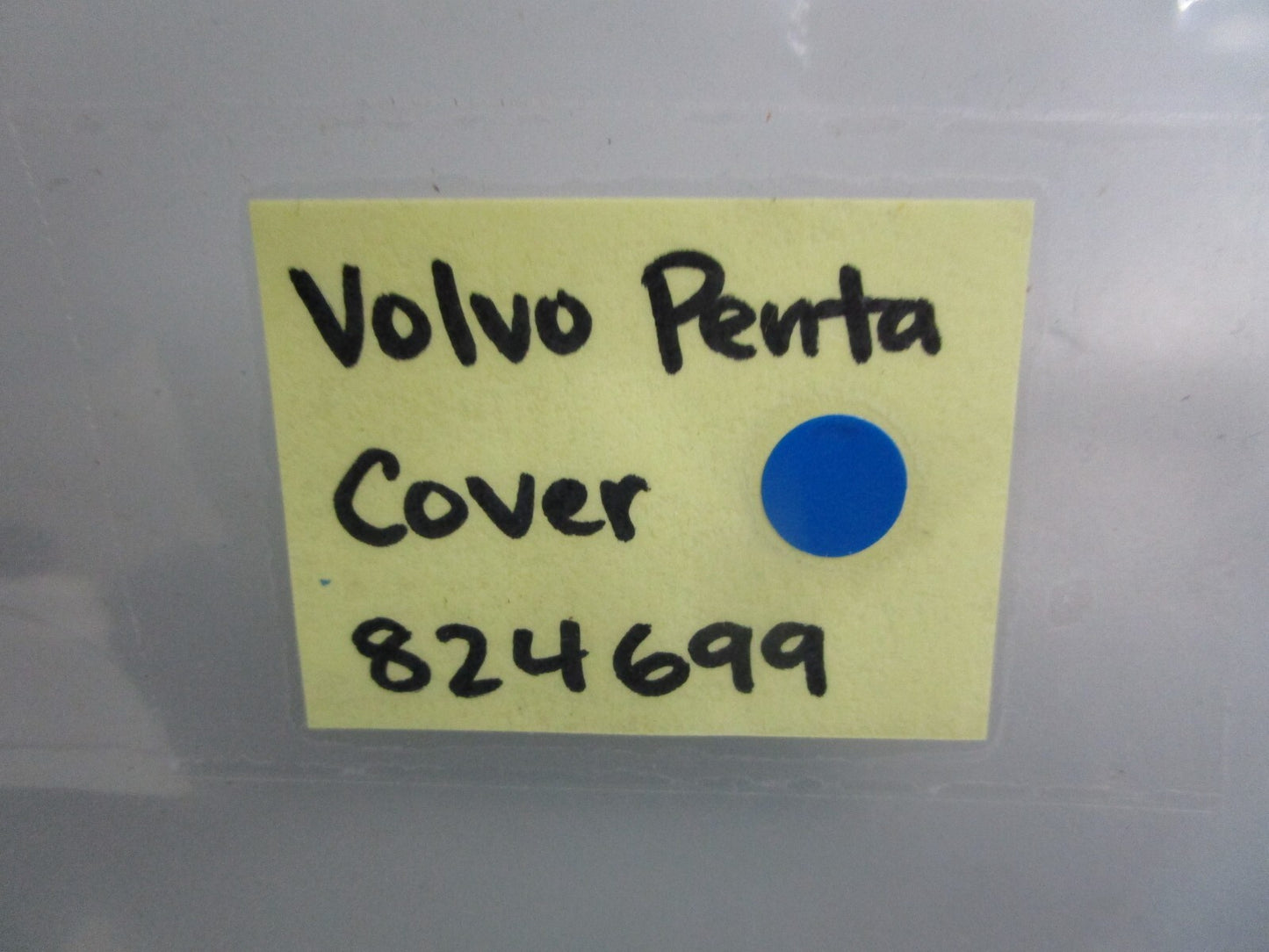 *NEW OEM* 0820 Volvo Penta Cover 824699