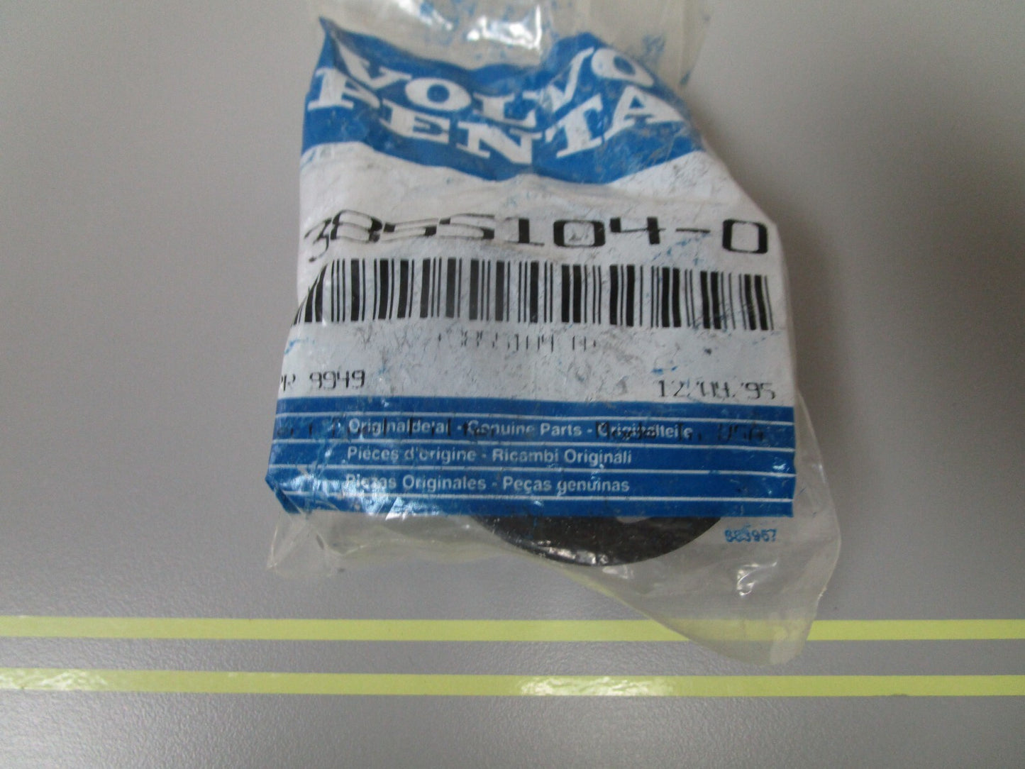 *NEW OEM* 0810 Volvo Penta Fuel Filter & Gasket 3855104