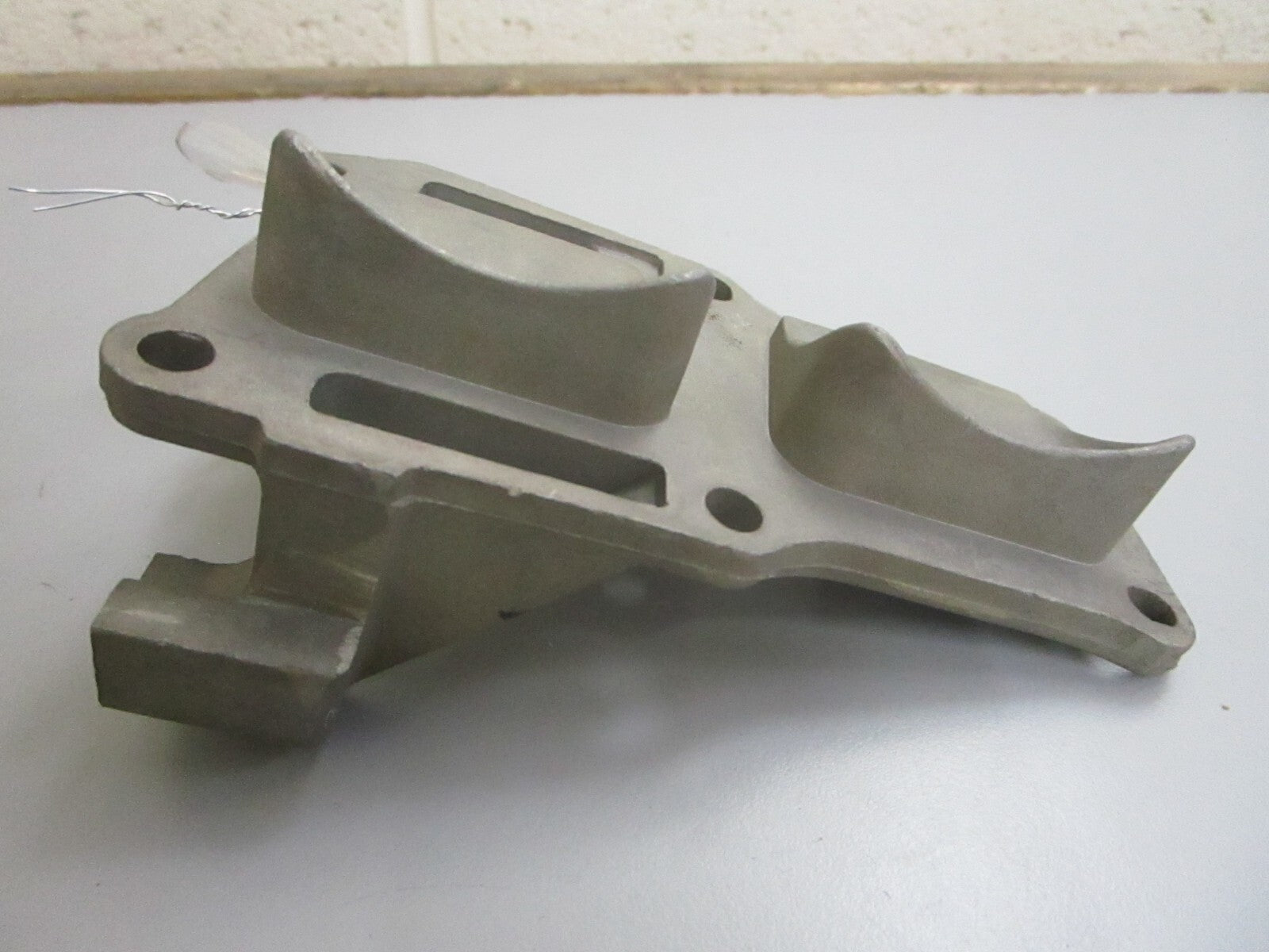 *NEW OEM* 0820 OMC Johnson Evinrude By-Pass Cover 319350 0319350