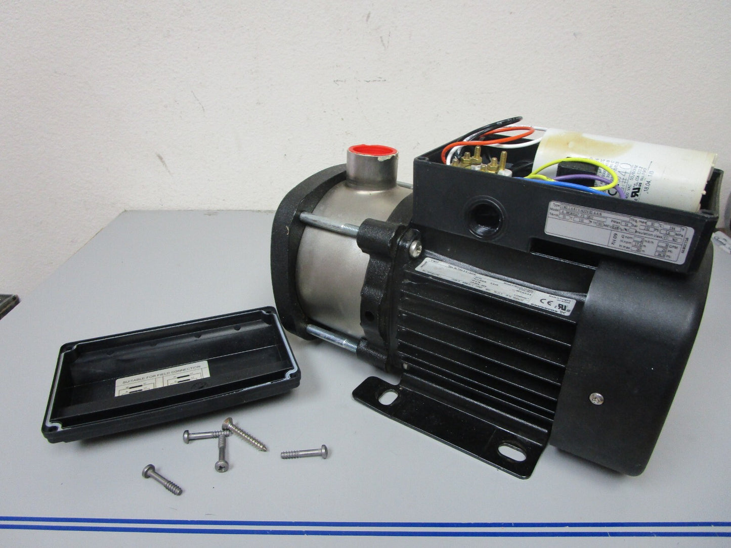 *NEW* 0720 Grundfos Multistage Centrifugal Pump 97850225 98584167