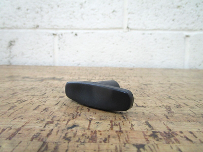 *NEW OEM* 0750 Volvo Penta HANDLE 829241