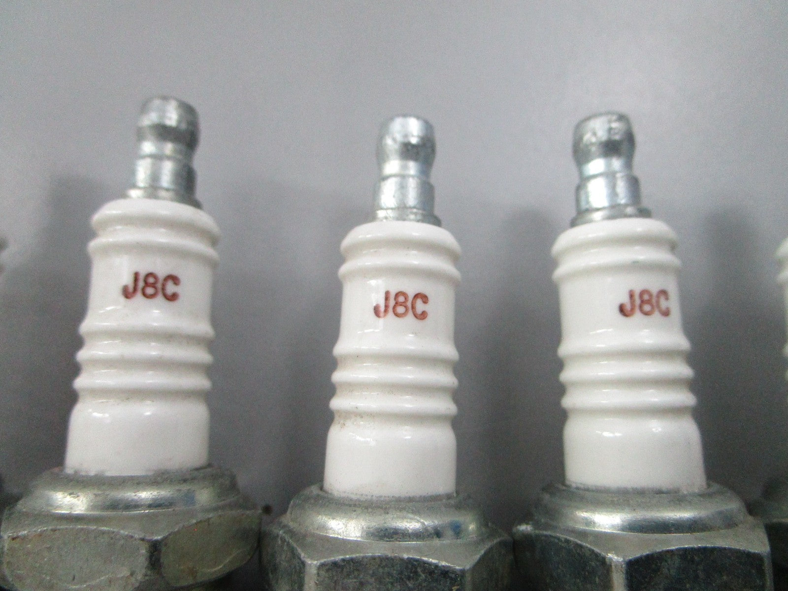 NEW (LOT OF 6) Champion J8C Spark Plug 0810