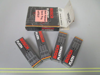 *NEW OEM* (LOT OF 4) 0810 Bosch Platinum Spark Plug WR8CP
