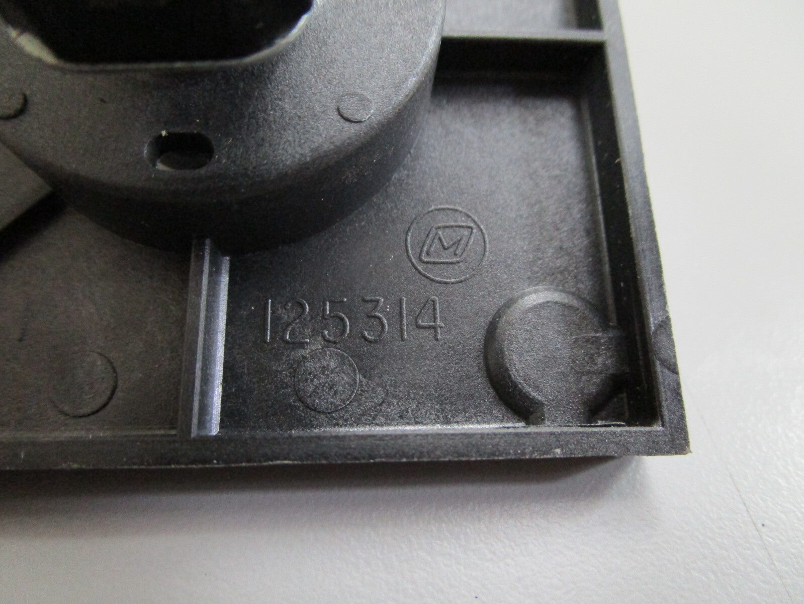 *NEW OEM* 0820 OMC Johnson Evinrude Switch & Bezel Ay 174652 0174652