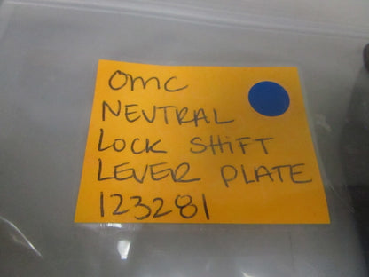 *NEW OEM* 0720 OMC Johnson Evinrude Lock Shift Lever Plate 123281 0123281